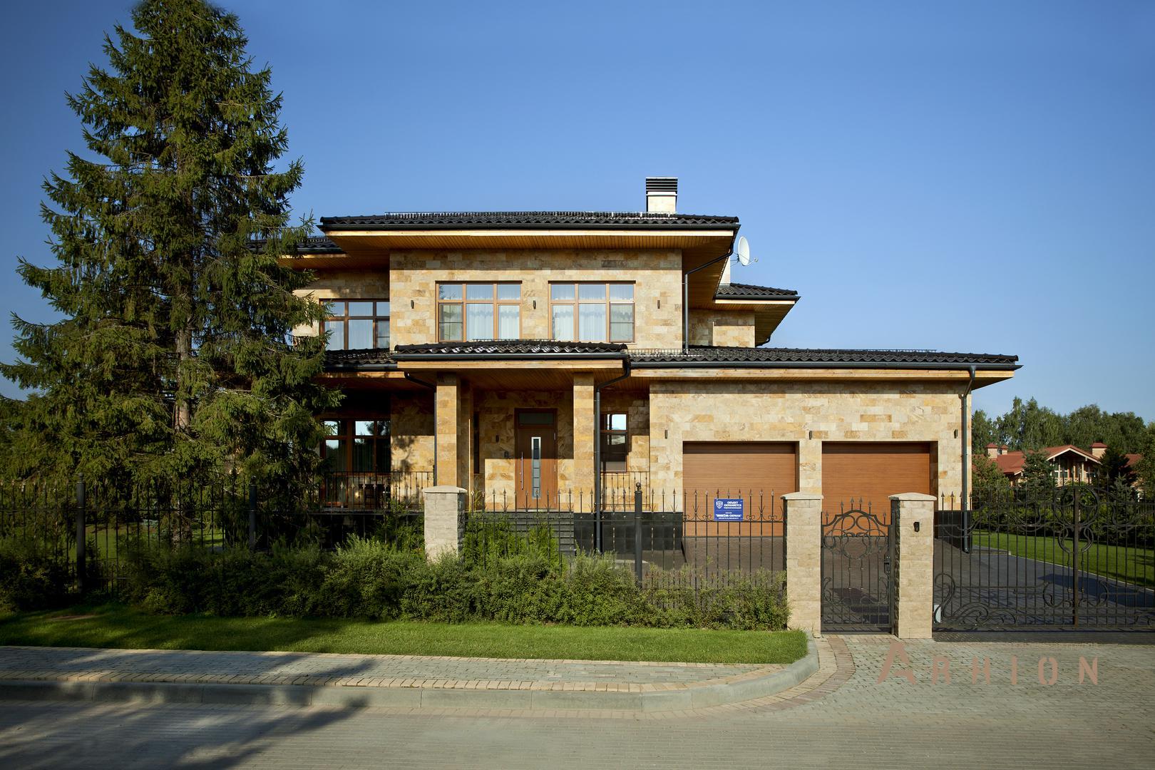 1. Проект двухэтажного дома в современном стиле с многоскатной кровлей, gk-05, площадью - 309 кв c терассой, гаражом